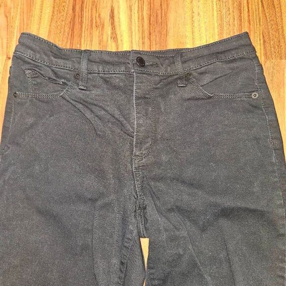 Universal Thread Black Jeans Womens Size 8 - Picture 3 of 6